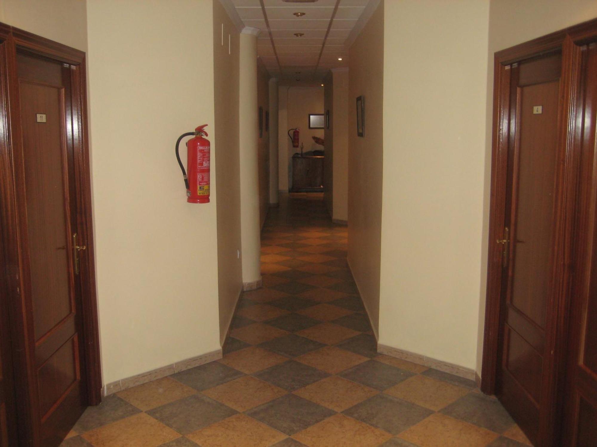 Hostal El Pinar Авила Экстерьер фото