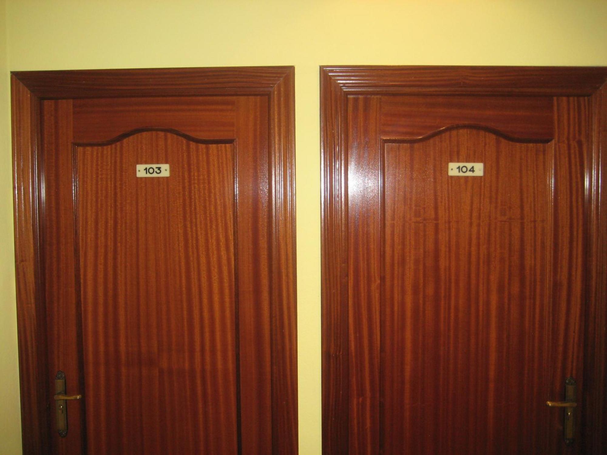 Hostal El Pinar Авила Экстерьер фото